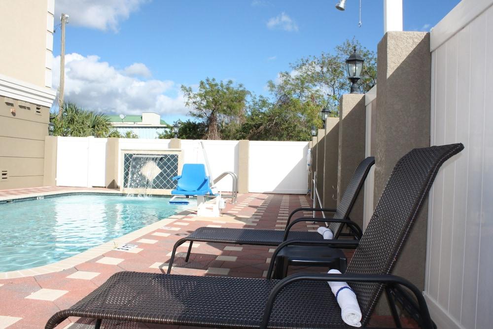 Country Inn & Suites By Radisson, Tampa Airport North, Fl Εξωτερικό φωτογραφία