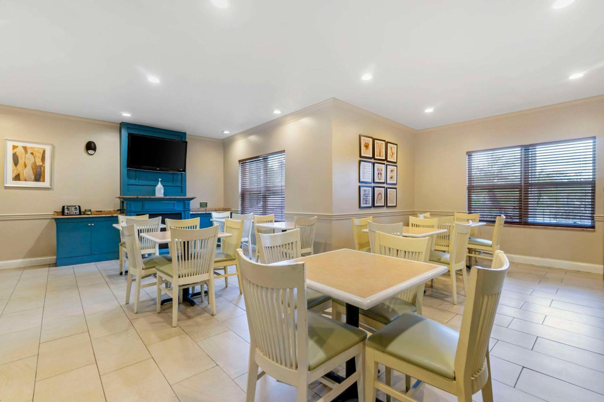 Country Inn & Suites By Radisson, Tampa Airport North, Fl Εξωτερικό φωτογραφία